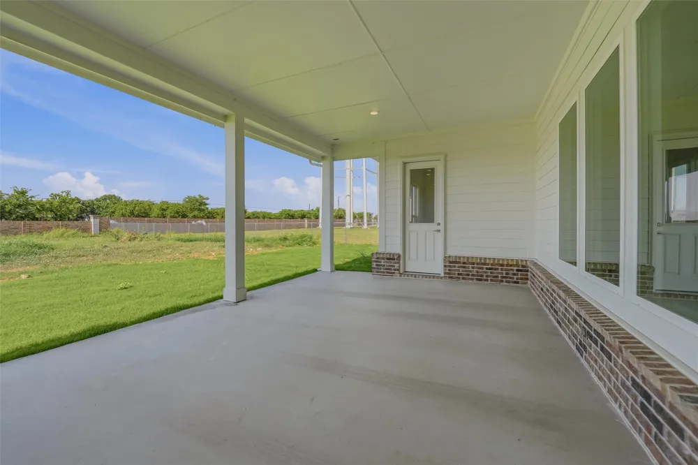 12213 Crystal Drive Krum, TX 76249