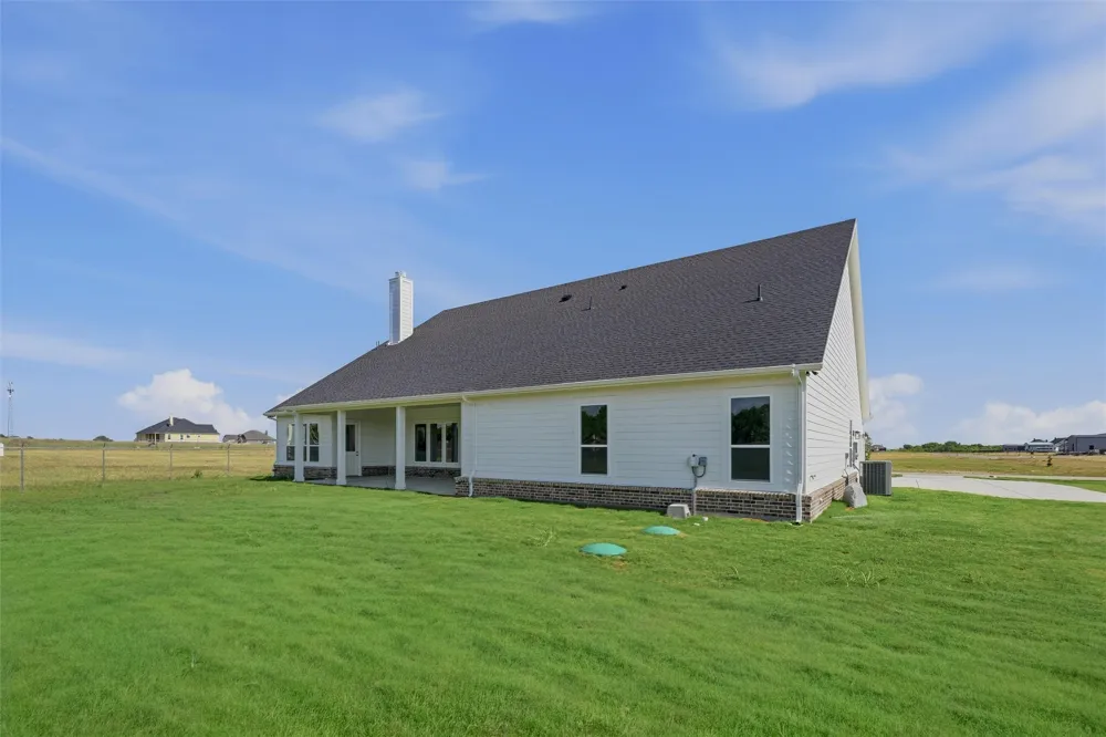 12213 Crystal Drive Krum, TX 76249