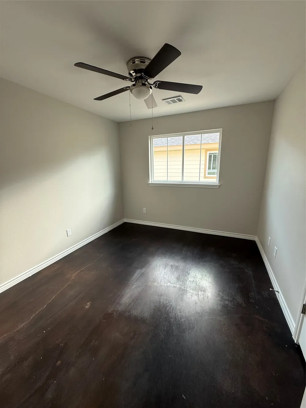 1710 E Avenue J Lampasas, TX 76550