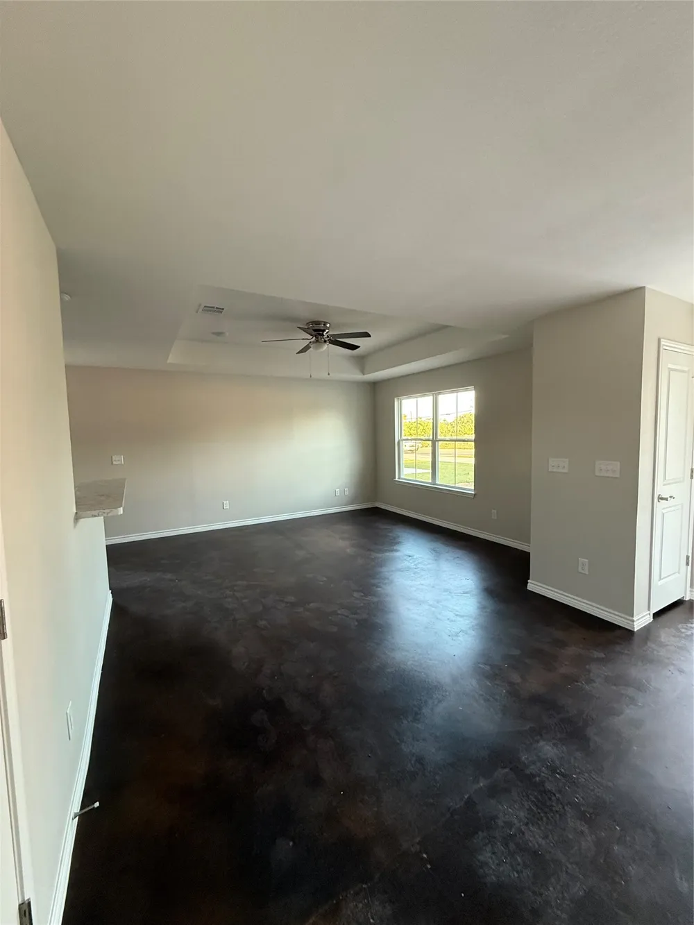 1710 E Avenue J Lampasas, TX 76550