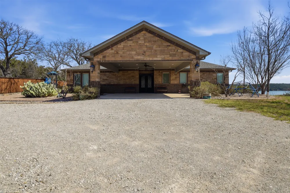 186 Long Drive Palo Pinto, TX 76484
