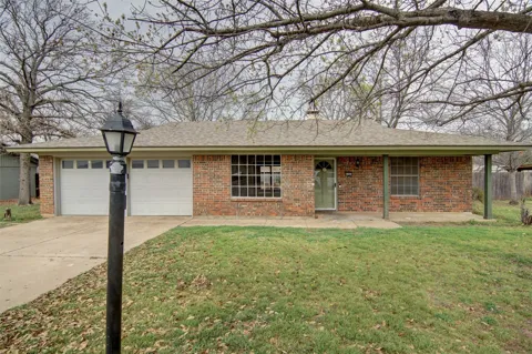 1703 Lamar Street