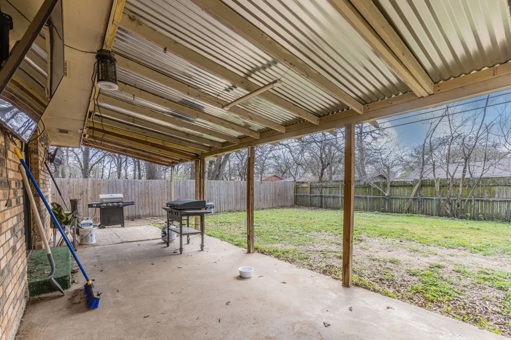 314 S Rita Street Lacy Lakeview, TX 76705