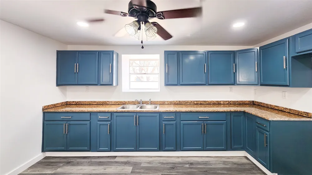 401 E Pierce Street Winters, TX 79567