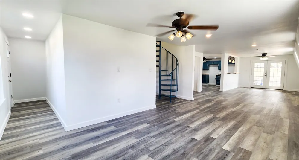 401 E Pierce Street Winters, TX 79567
