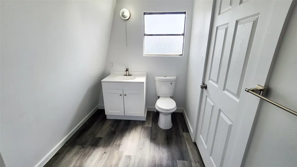401 E Pierce Street Winters, TX 79567