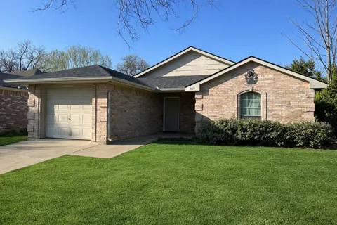 3819 Kiest Valley Court