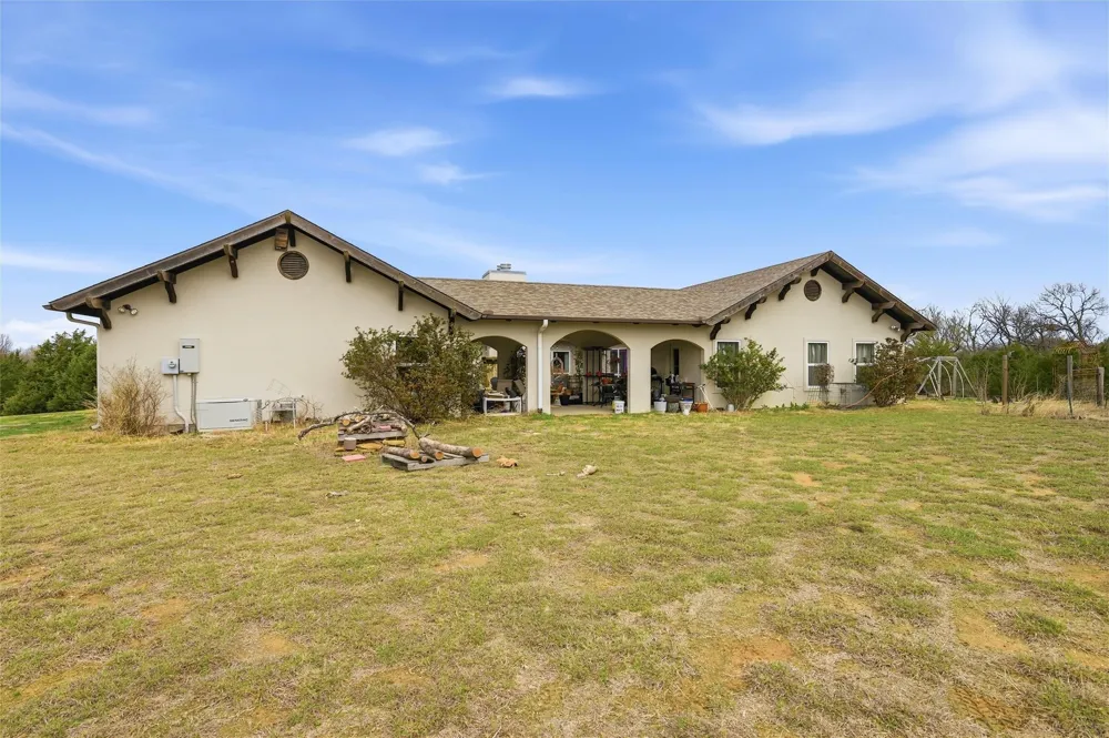 1959 Marlow Road Bells, TX 75414