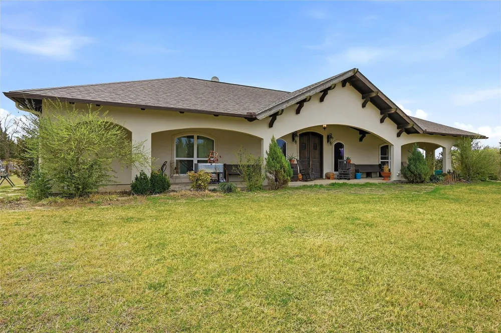1959 Marlow Road Bells, TX 75414