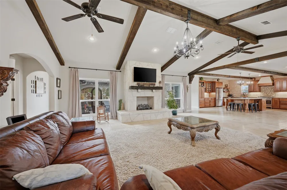 1959 Marlow Road Bells, TX 75414