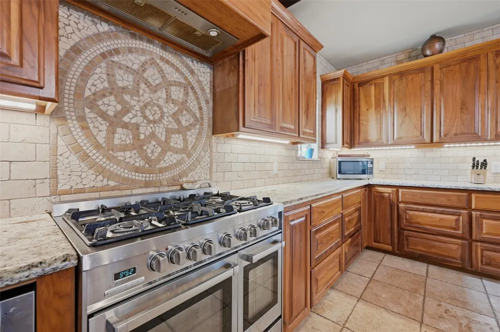 1959 Marlow Road Bells, TX 75414