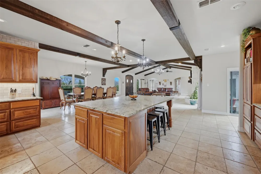1959 Marlow Road Bells, TX 75414