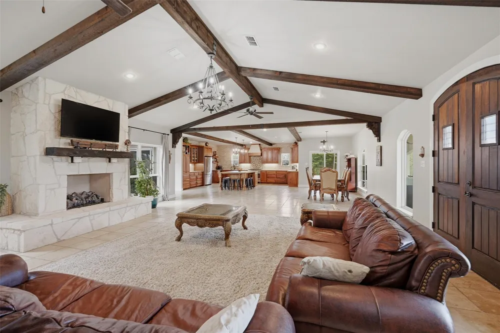 1959 Marlow Road Bells, TX 75414