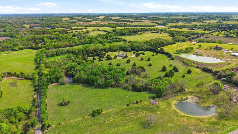 1959 Marlow Road Bells, TX 75414