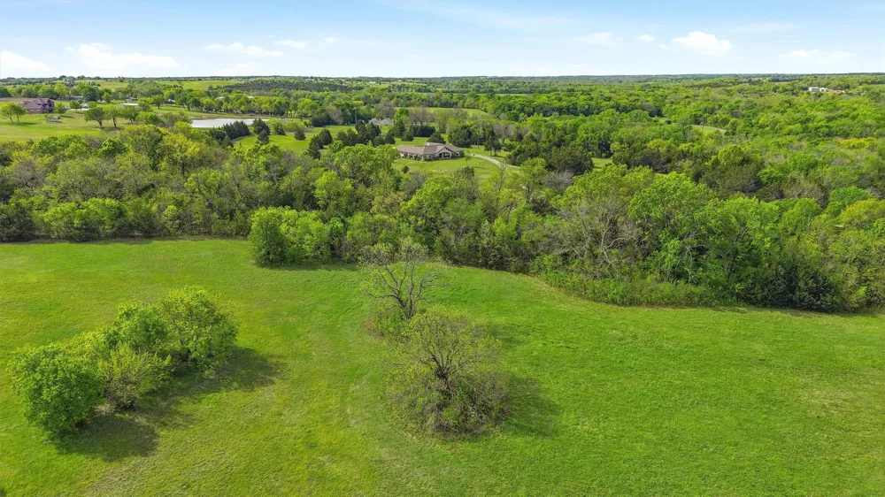 1959 Marlow Road Bells, TX 75414