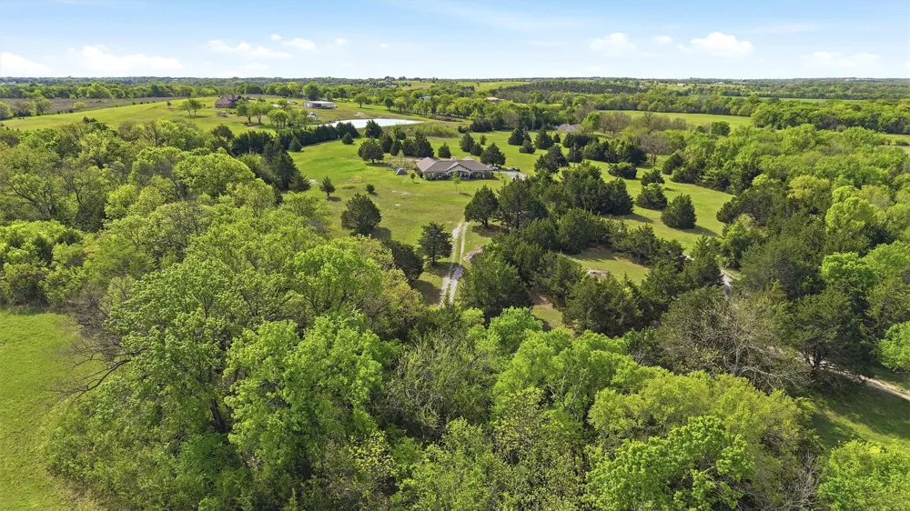 1959 Marlow Road Bells, TX 75414