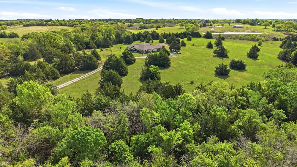 1959 Marlow Road Bells, TX 75414