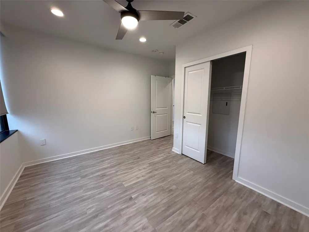 1200 Main Street #902 Dallas, TX 75202
