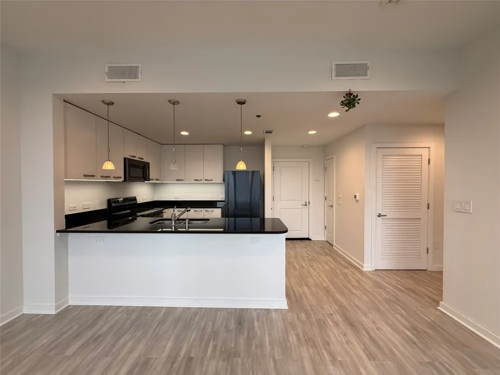 1200 Main Street #902 Dallas, TX 75202