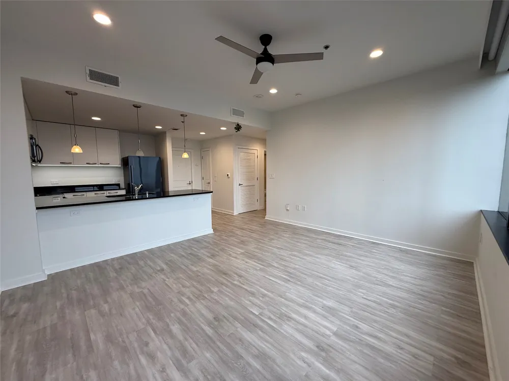 1200 Main Street #902 Dallas, TX 75202