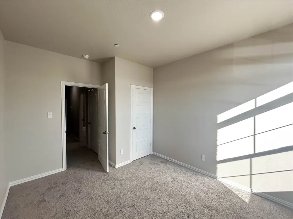2120 Dena Drive Waxahachie, TX 75165