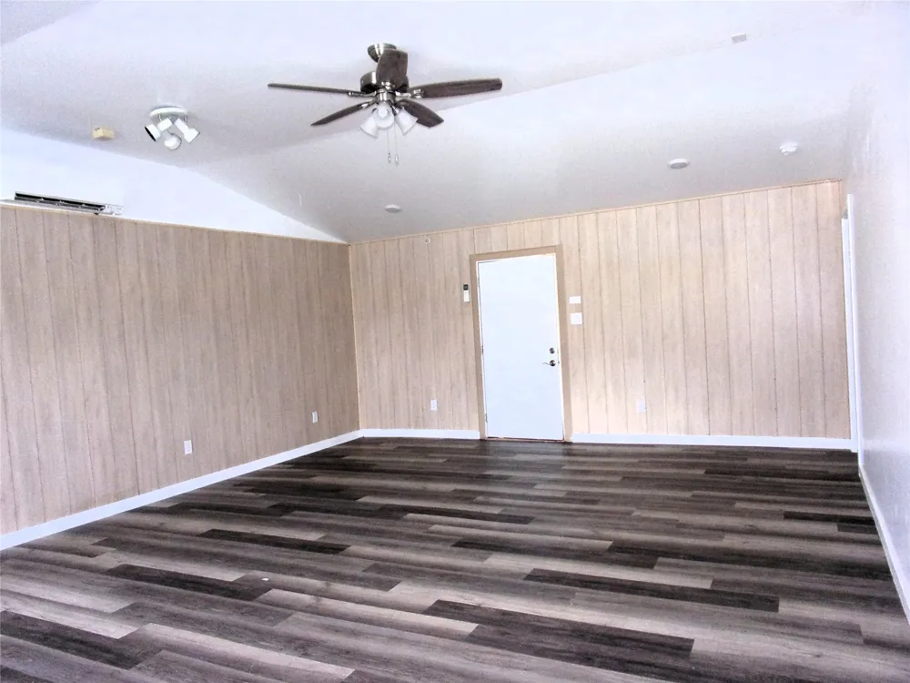 403 S Live Oak Street San Saba, TX 76877
