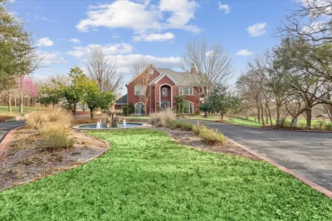 3429 River Oaks Drive