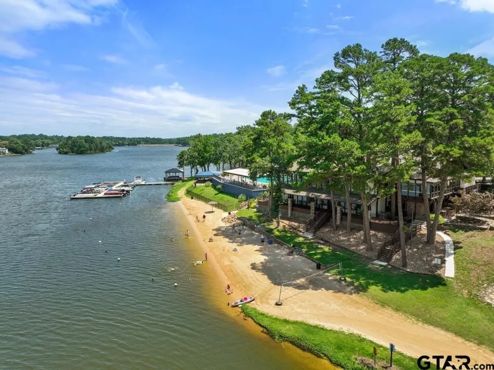 1656 Pineview Lane Hideaway, TX 75771