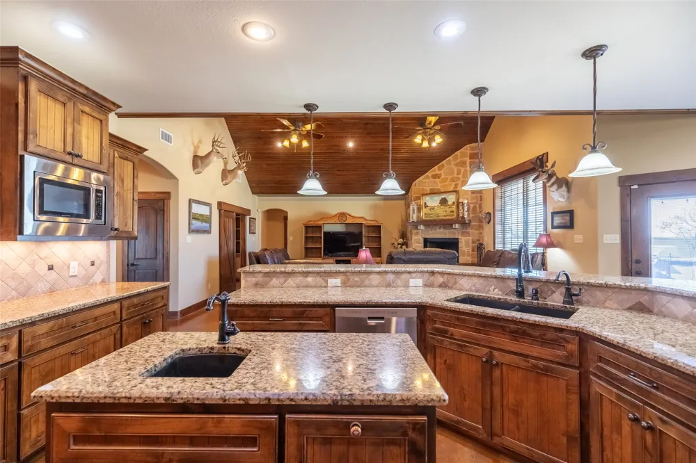 14600 I-20 Roscoe, TX 79545