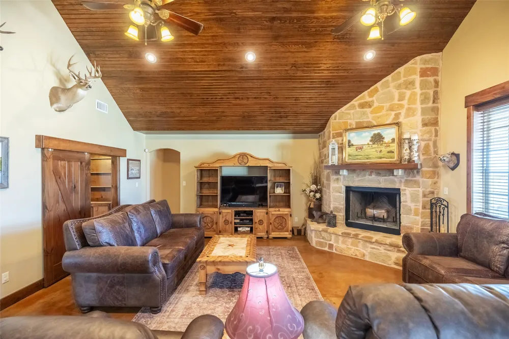 14600 I-20 Roscoe, TX 79545