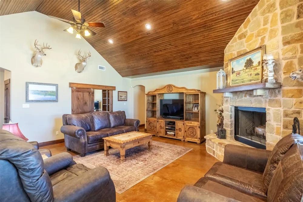 14600 I-20 Roscoe, TX 79545