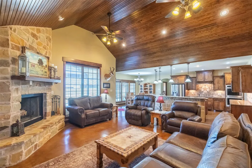 14600 I-20 Roscoe, TX 79545