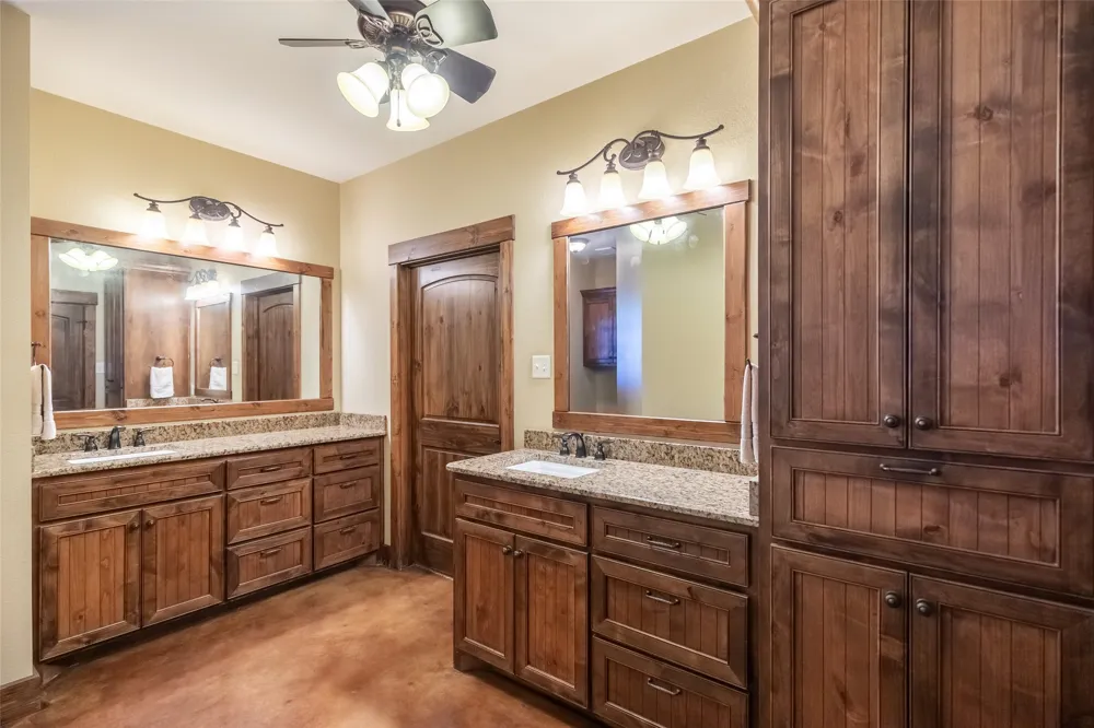 14600 I-20 Roscoe, TX 79545