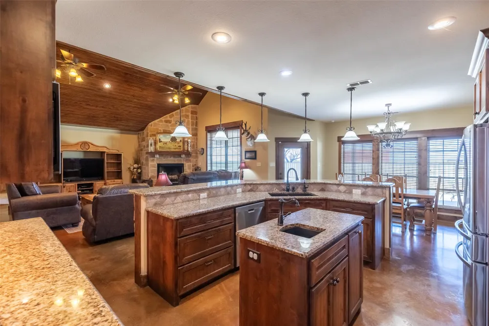 14600 I-20 Roscoe, TX 79545