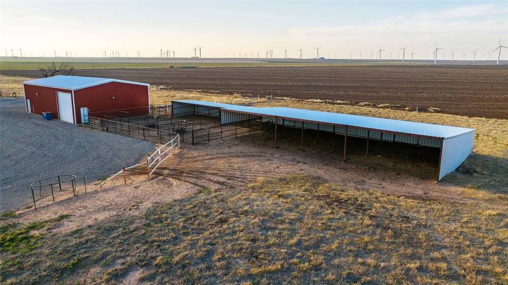 14600 I-20 Roscoe, TX 79545