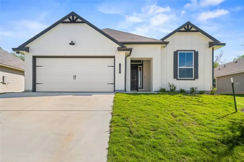109 Adaline Bend