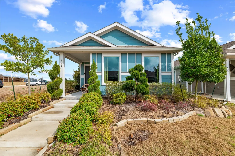 421 Corsair Way Ferris, TX 75125