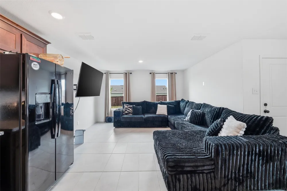 421 Corsair Way Ferris, TX 75125