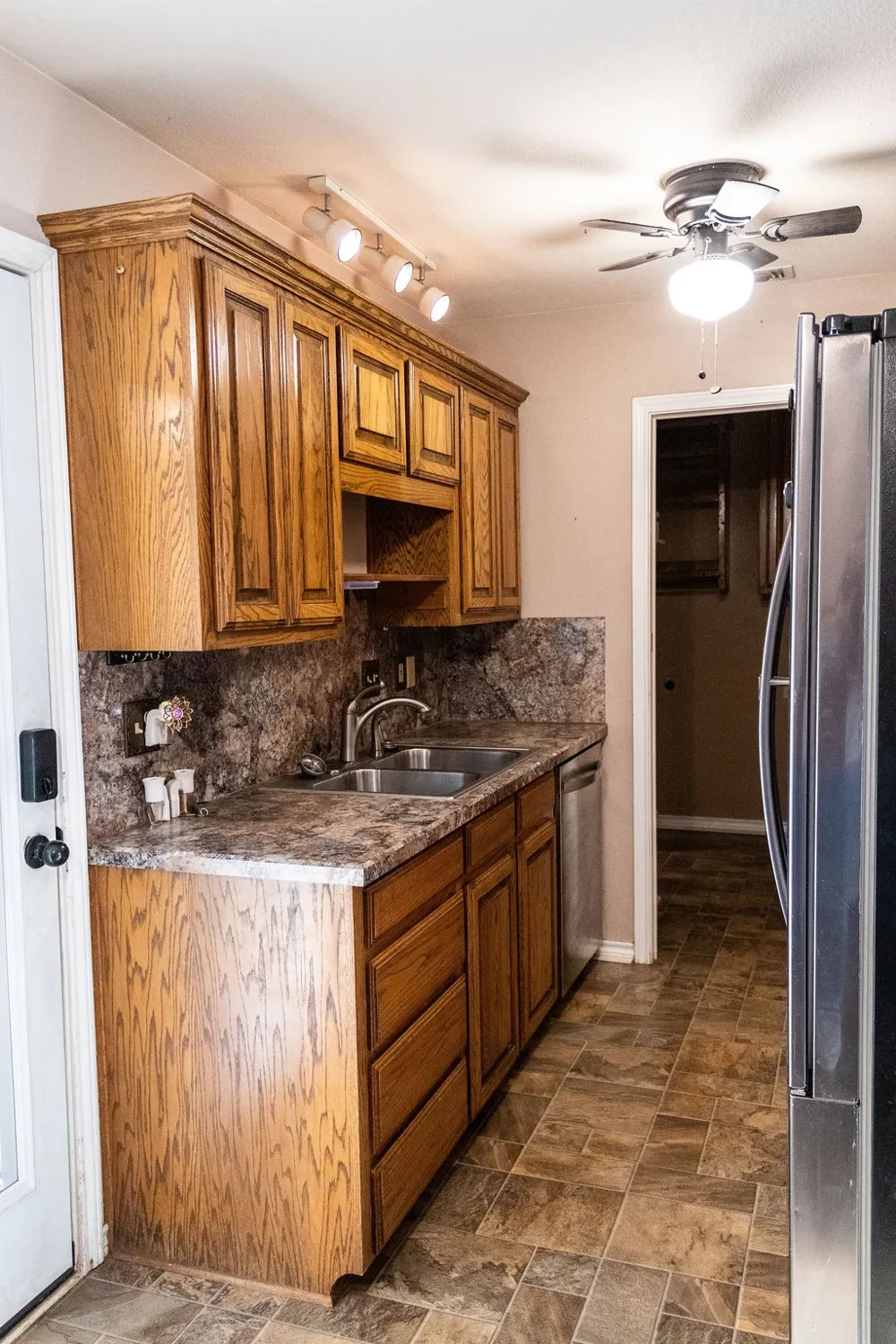 112 Tumbleweed Ct Henrietta, TX 76365