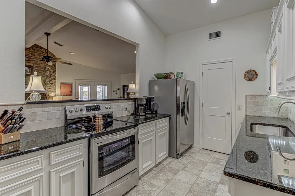 507 Mountain Drive Horseshoe Bay, TX 78657