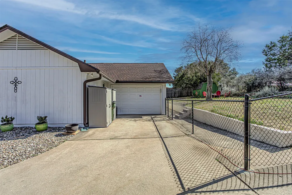 507 Mountain Drive Horseshoe Bay, TX 78657