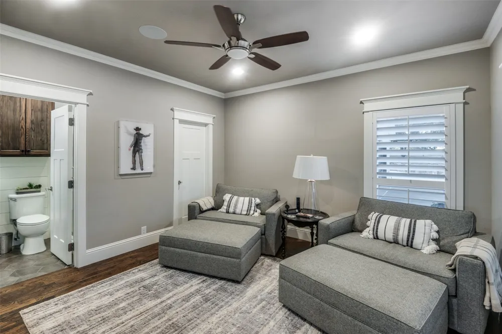1042 Cardinal Drive Bartonville, TX 76226