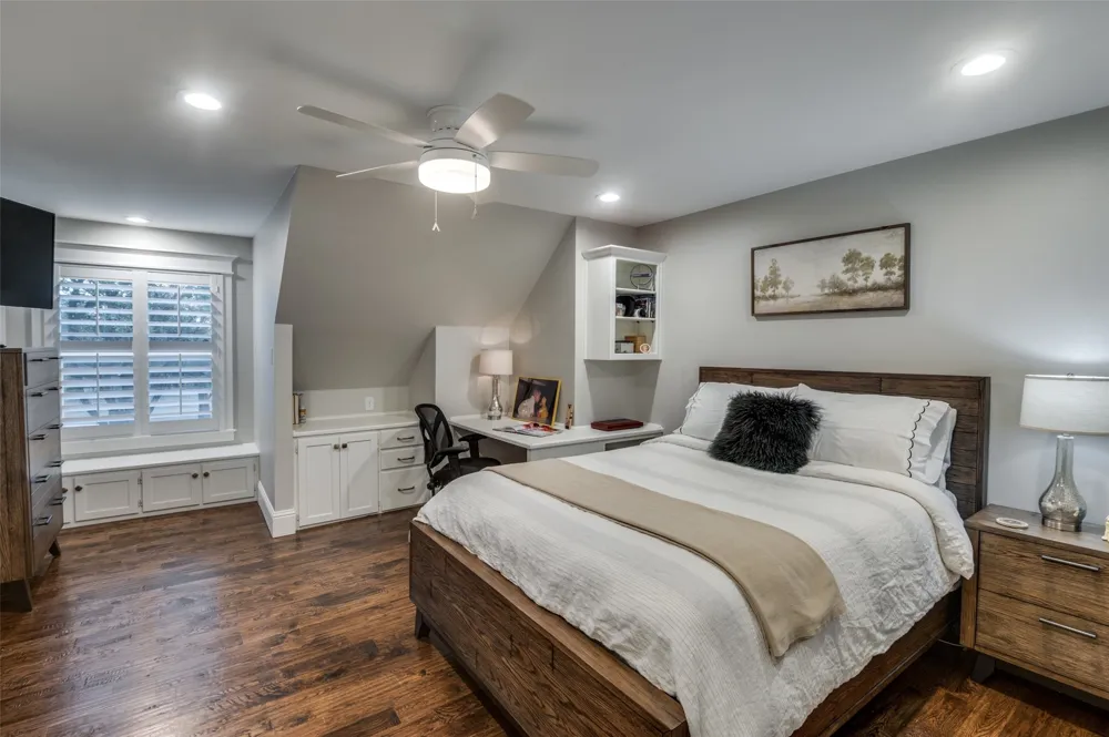 1042 Cardinal Drive Bartonville, TX 76226