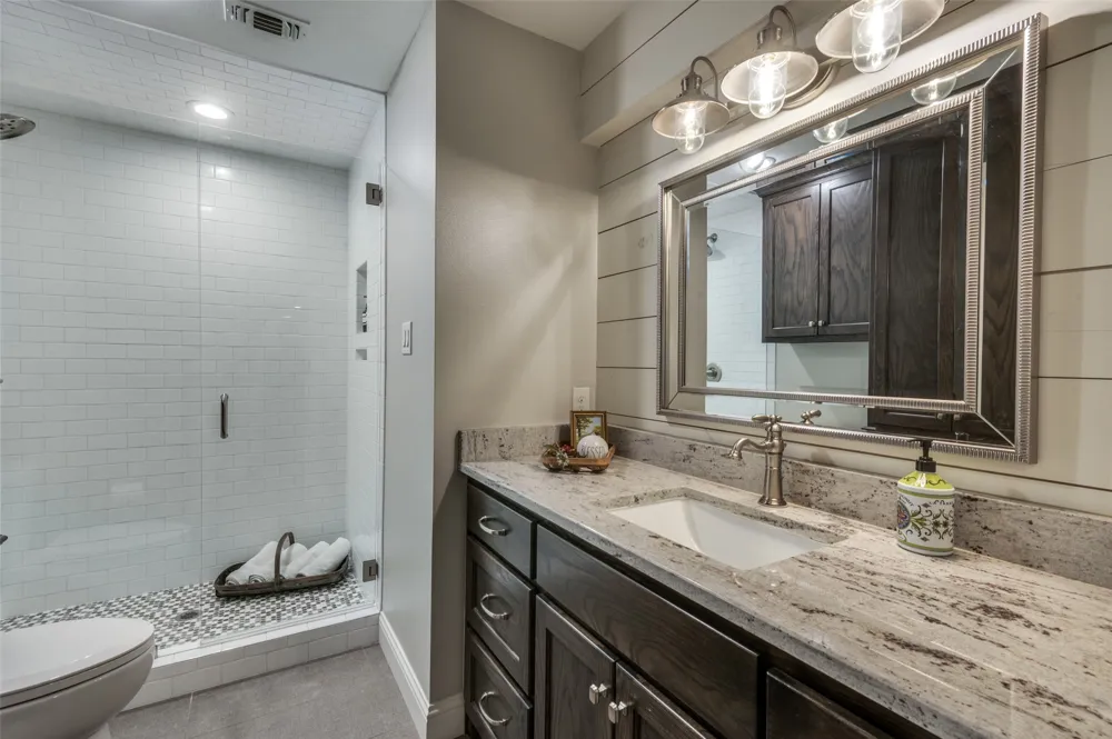 1042 Cardinal Drive Bartonville, TX 76226