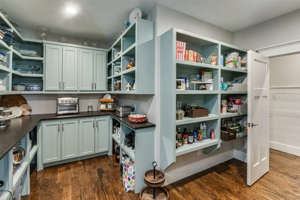 1042 Cardinal Drive Bartonville, TX 76226