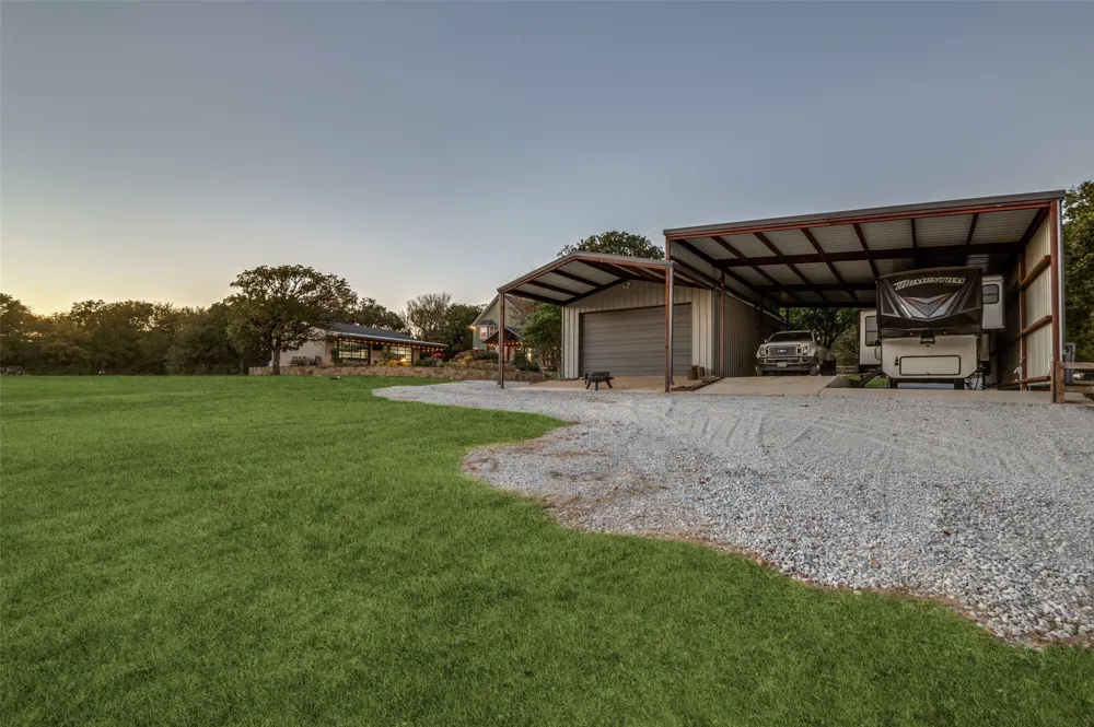 1042 Cardinal Drive Bartonville, TX 76226