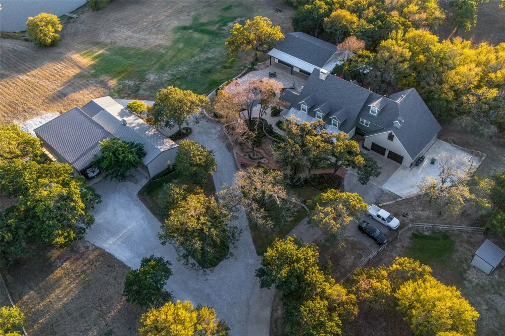 1042 Cardinal Drive Bartonville, TX 76226