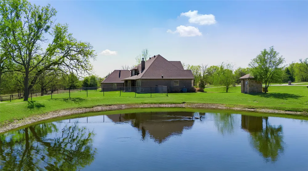 209 Ellis Creek Drive Weatherford, TX 76085