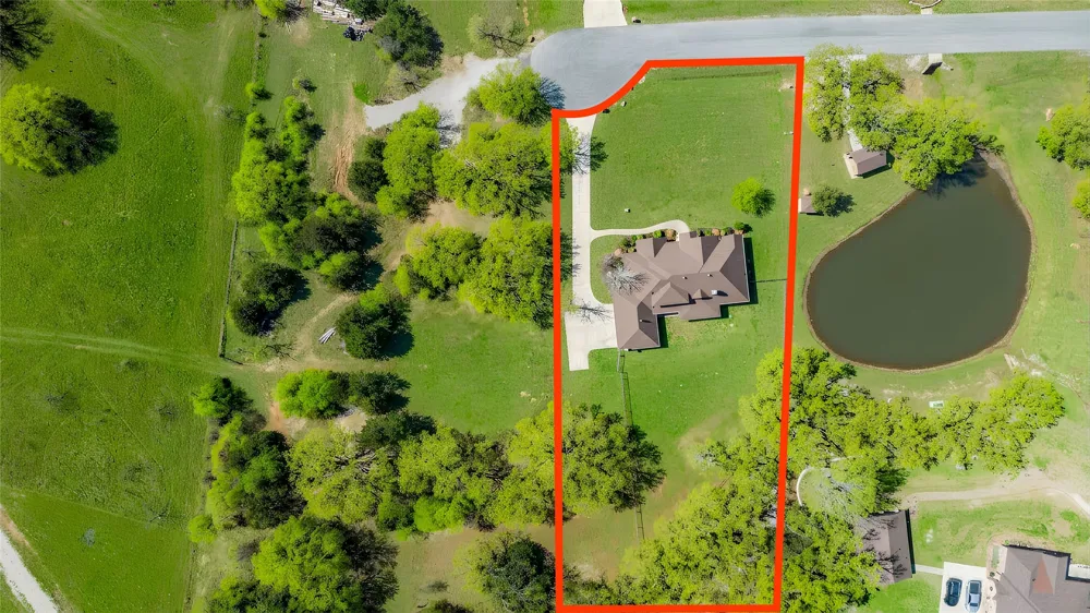 209 Ellis Creek Drive Weatherford, TX 76085