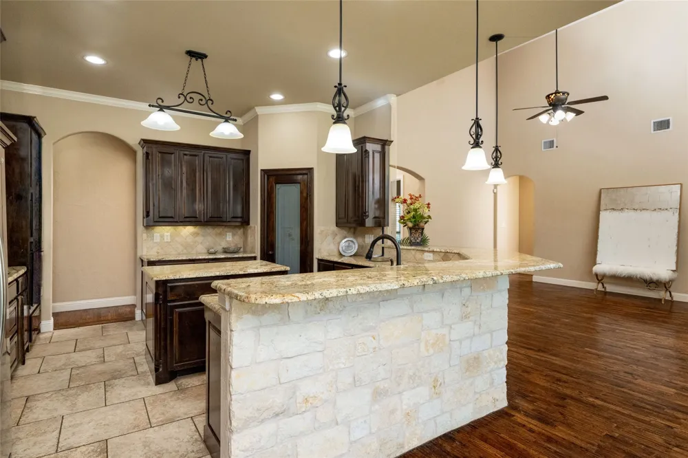 209 Ellis Creek Drive Weatherford, TX 76085
